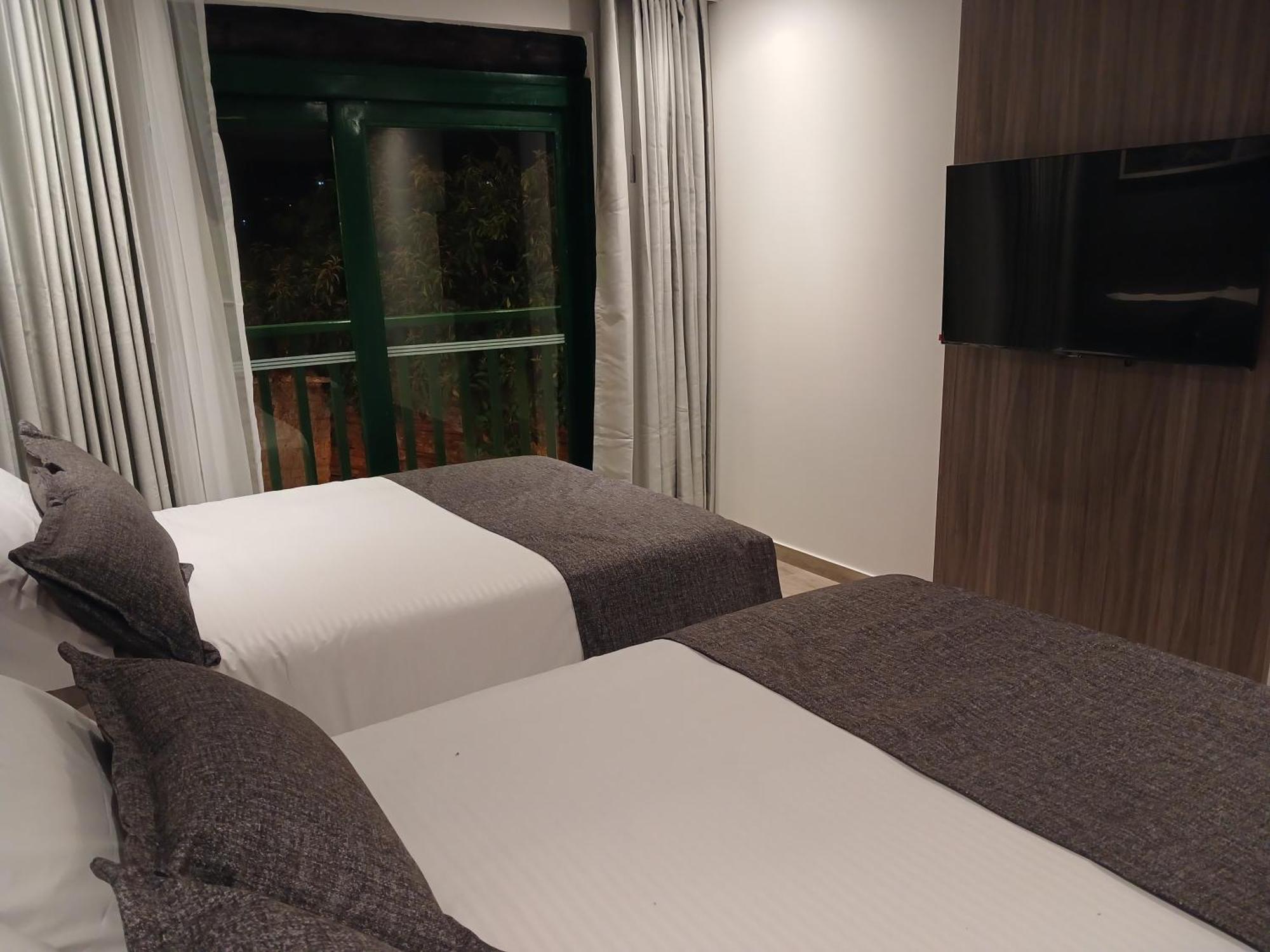 Hotel Santino Jenesano Zewnętrze zdjęcie