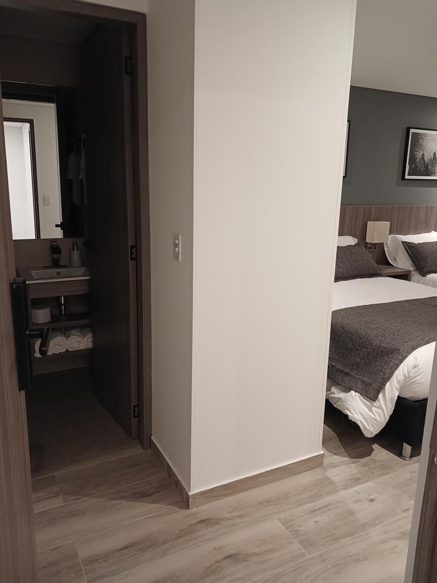 Hotel Santino Jenesano Zewnętrze zdjęcie